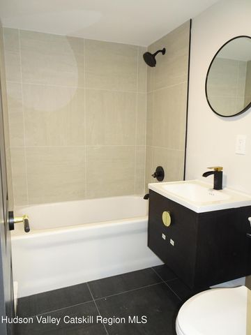 167 State Route 23 4 C, Claverack, NY 12513