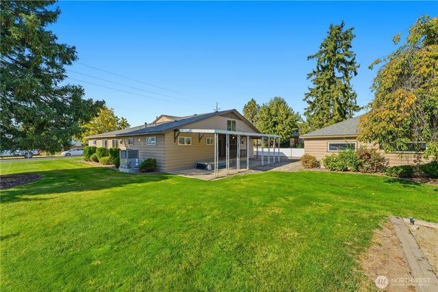 318 NE Lambert Avenue, College Place, WA 99324