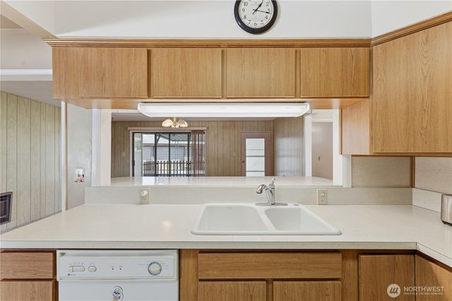 318 NE Lambert Avenue, College Place, WA 99324