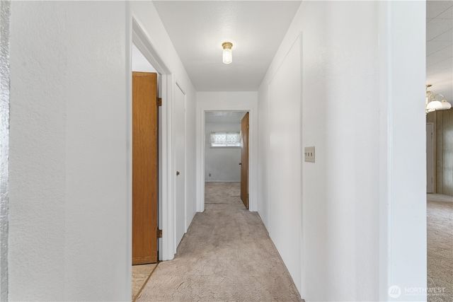 318 NE Lambert Avenue, College Place, WA 99324