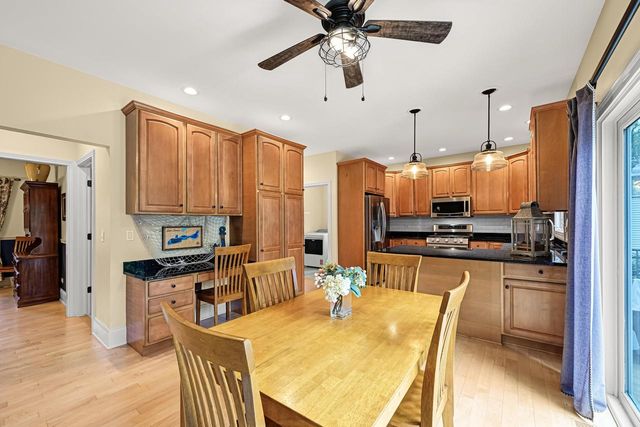 403 Maple LANE, Williams Bay, WI 53191