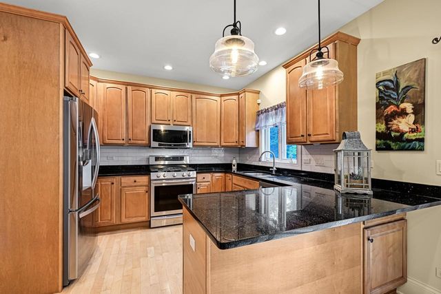403 Maple LANE, Williams Bay, WI 53191