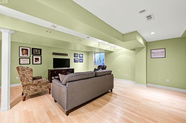 403 Maple LANE, Williams Bay, WI 53191