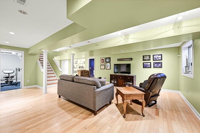 403 Maple LANE, Williams Bay, WI 53191
