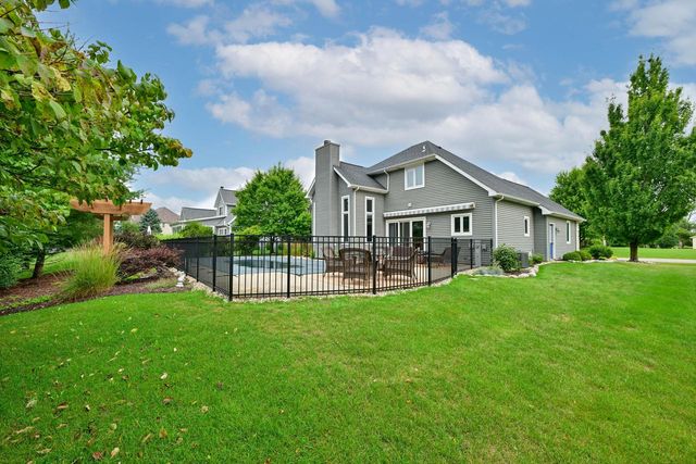 403 Maple LANE, Williams Bay, WI 53191