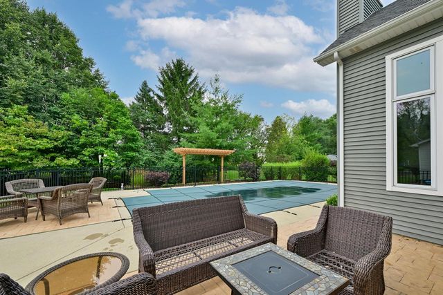 403 Maple LANE, Williams Bay, WI 53191