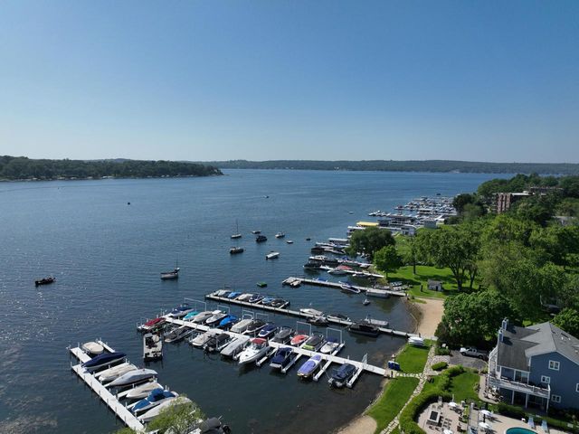 403 Maple LANE, Williams Bay, WI 53191