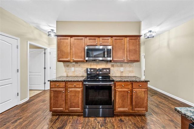 305 Victory Circle, Commerce, GA 30529