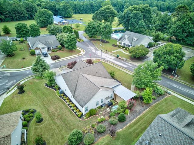 305 Victory Circle, Commerce, GA 30529