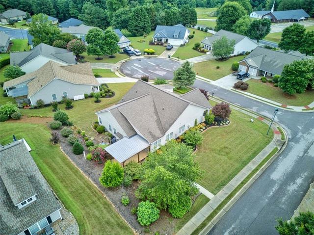 305 Victory Circle, Commerce, GA 30529
