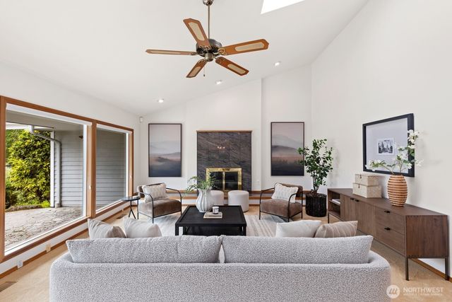 87 Cascade Key, Bellevue, WA 98006