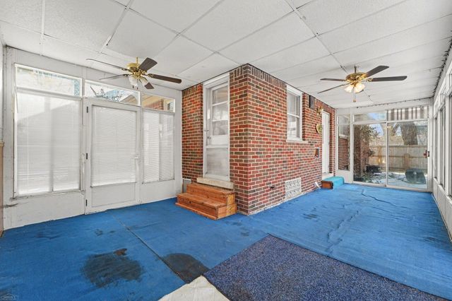 1121 Ottawa Street, Royal Oak, MI 48073