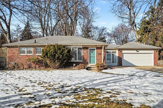 1121 Ottawa Street, Royal Oak, MI 48073