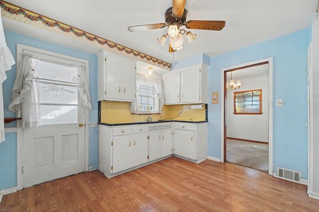 1121 Ottawa Street, Royal Oak, MI 48073