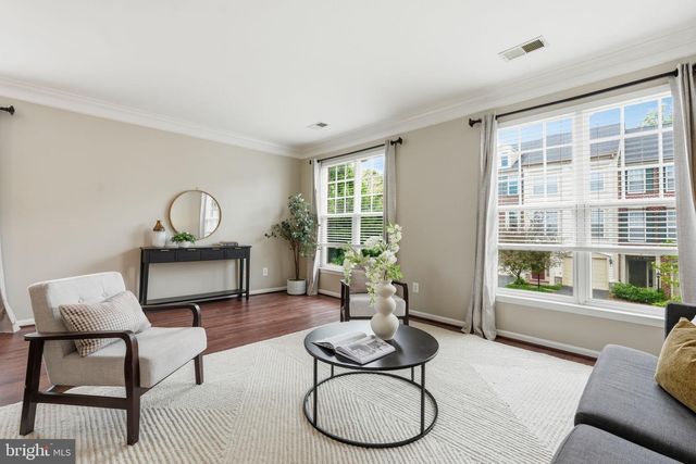 8102 DOVE COTTAGE CT, Lorton, VA 22079