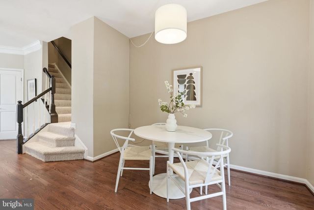 8102 DOVE COTTAGE CT, Lorton, VA 22079