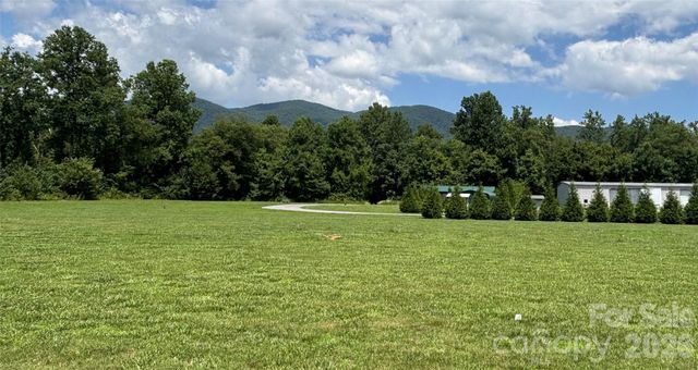 34 River Run Drive 6, Marion, NC 28752