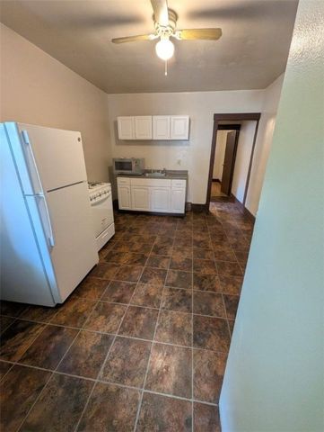 505 Broadway Ave, Mckees Rocks, PA 15136