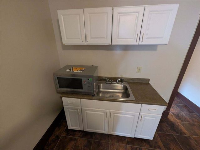 505 Broadway Ave, Mckees Rocks, PA 15136