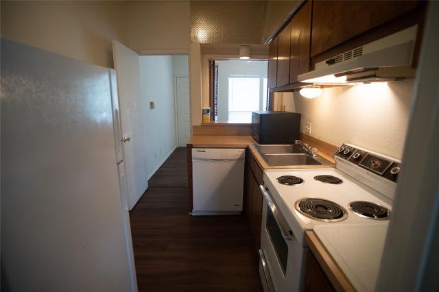 3000 Guadalupe ST 208, Austin, TX 78705