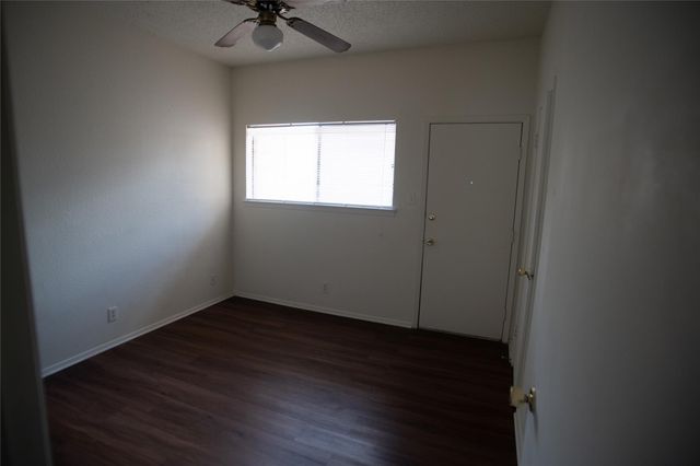 3000 Guadalupe ST 208, Austin, TX 78705