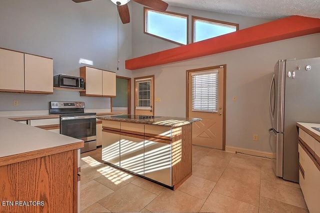 2480 Elk Way, Newport, TN 37821