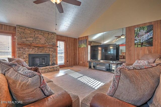 2480 Elk Way, Newport, TN 37821