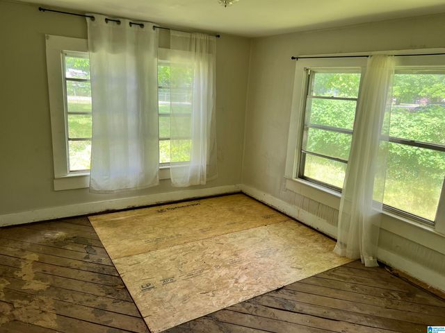 700 SADLER AVENUE, Bessemer, AL 35020