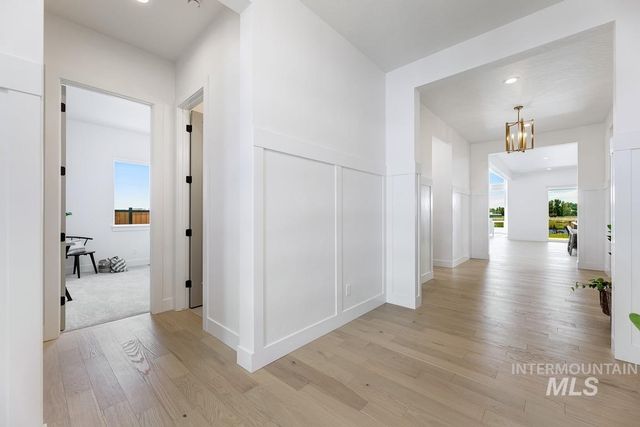 21695 Appaloosa Ave, Star, ID 83669