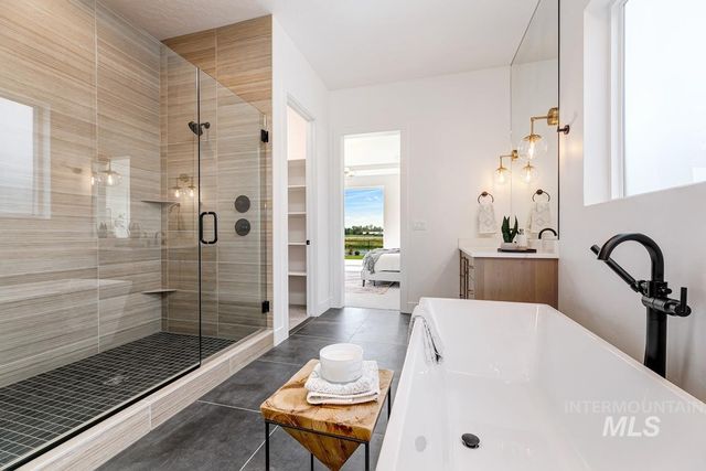 21695 Appaloosa Ave, Star, ID 83669