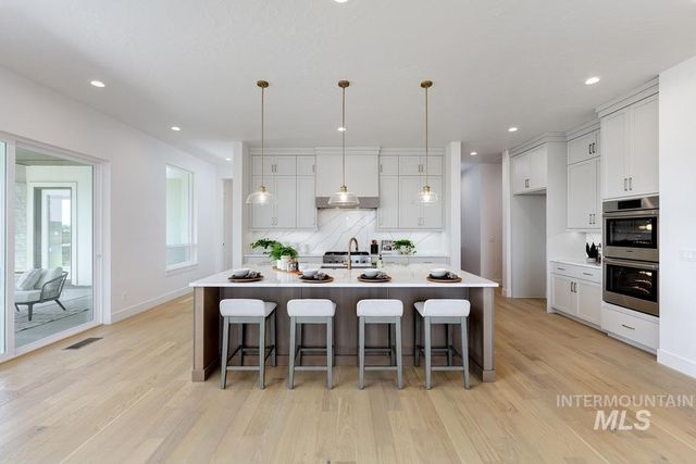 21695 Appaloosa Ave, Star, ID 83669