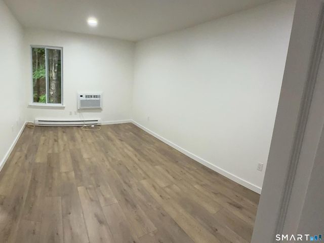66 Nashville Road J, Bethel, CT 06801