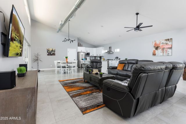 3043 N 85TH Place, Scottsdale, AZ 85251