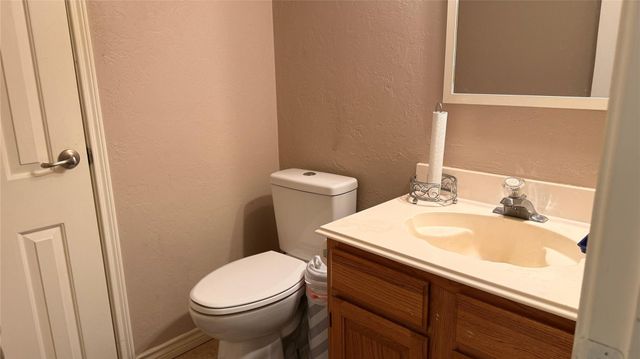 10310 Hedge Way Drive, Houston, TX 77065