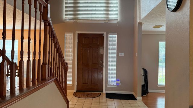 10310 Hedge Way Drive, Houston, TX 77065