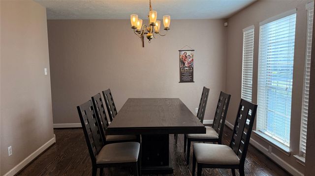 10310 Hedge Way Drive, Houston, TX 77065