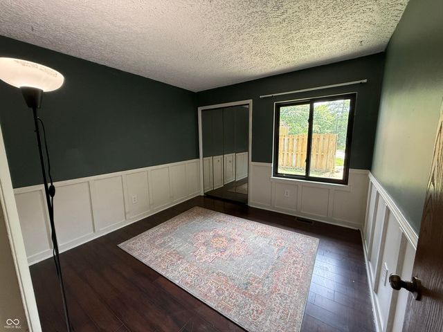 218 Sugarwood Lane, Avon, IN 46123