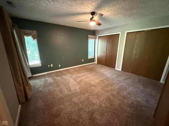 218 Sugarwood Lane, Avon, IN 46123