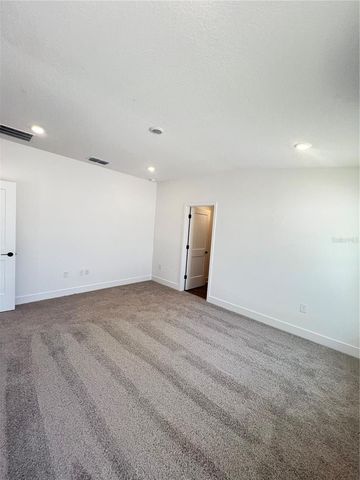 9451 HIGHLAND HILLS DR STREET, Hudson, FL 34667
