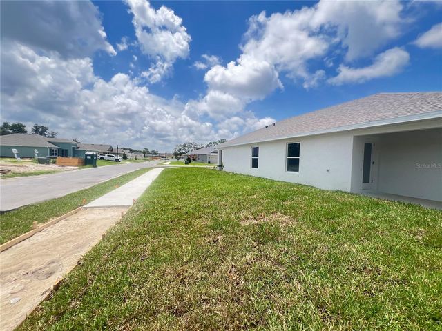 9451 HIGHLAND HILLS DR STREET, Hudson, FL 34667