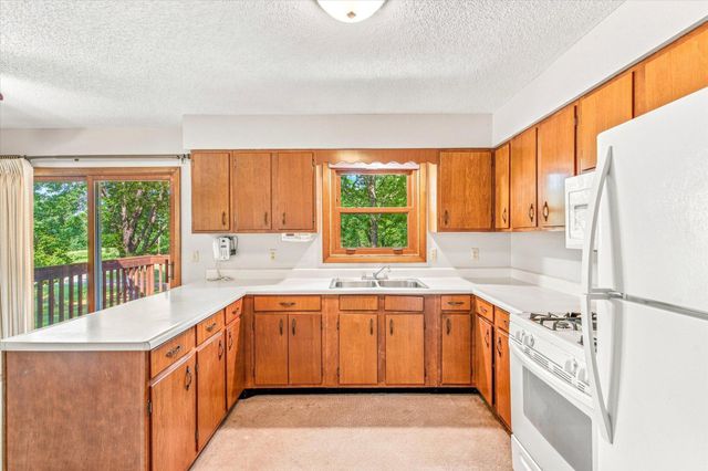 6370 County Road 5 NW, Isanti, MN 55040