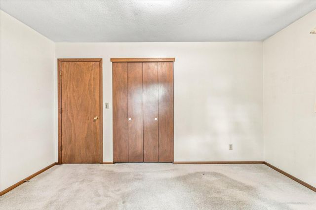 6370 County Road 5 NW, Isanti, MN 55040