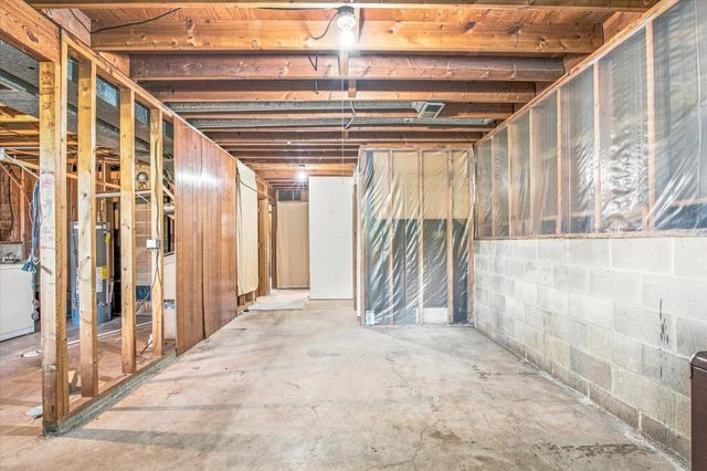 6370 County Road 5 NW, Isanti, MN 55040
