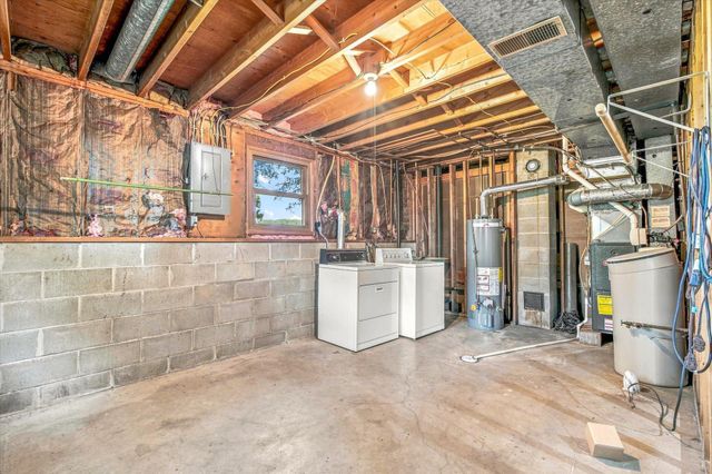 6370 County Road 5 NW, Isanti, MN 55040