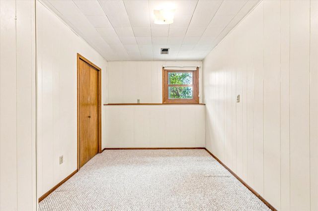 6370 County Road 5 NW, Isanti, MN 55040