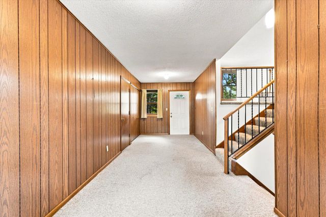 6370 County Road 5 NW, Isanti, MN 55040