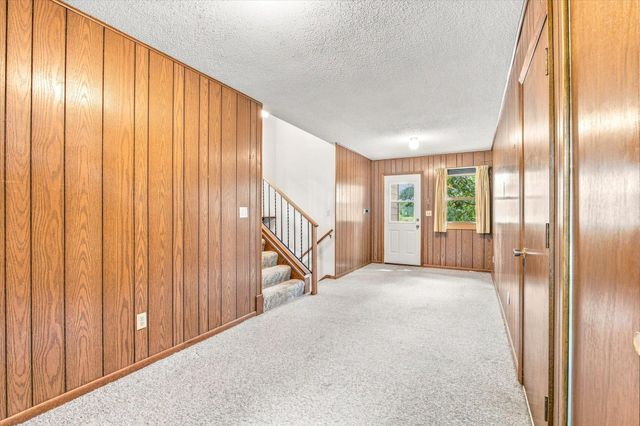 6370 County Road 5 NW, Isanti, MN 55040
