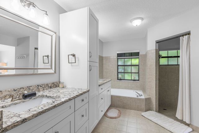 12715 Kingsway Road, Wellington, FL 33414