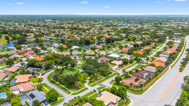 12715 Kingsway Road, Wellington, FL 33414