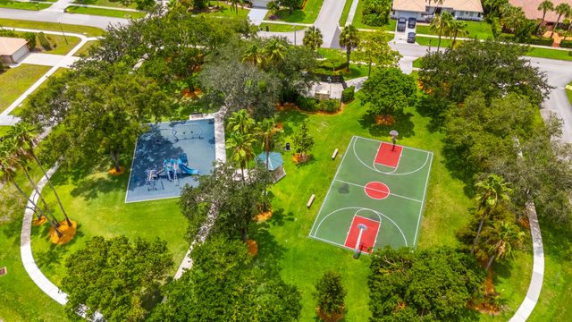 12715 Kingsway Road, Wellington, FL 33414